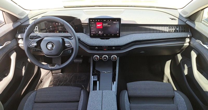 Skoda Superb cena 231400 przebieg: 9, rok produkcji 2024 z Białobrzegi małe 704